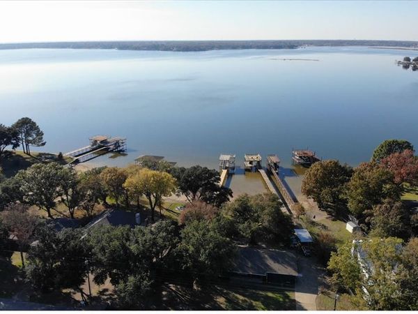 280 Autumn Wood Trail , Gun Barrel City, TX 75156