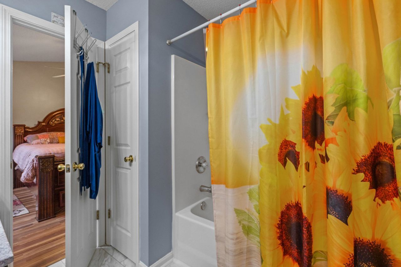 1044 Portico Loop  Photo 17