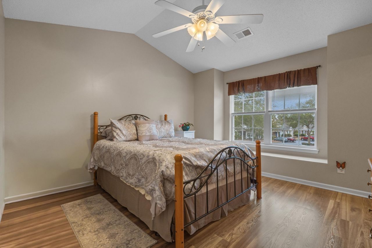 1044 Portico Loop  Photo 18