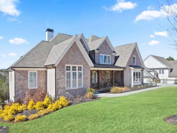 5683 Brendlynn Drive, Suwanee, GA 30024