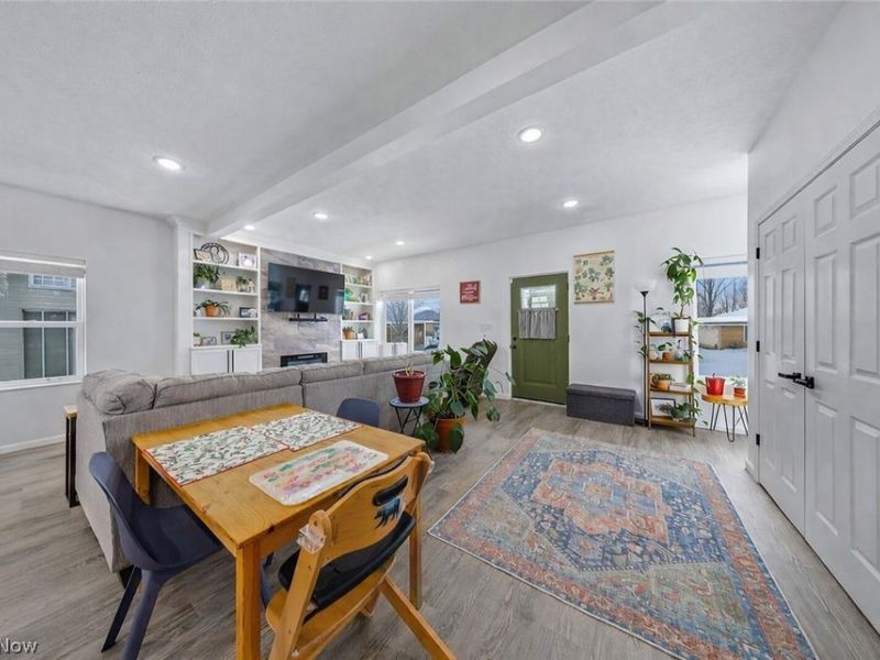 22711 Vera Street, Warrensville Heights, OH 44128 Photo 16