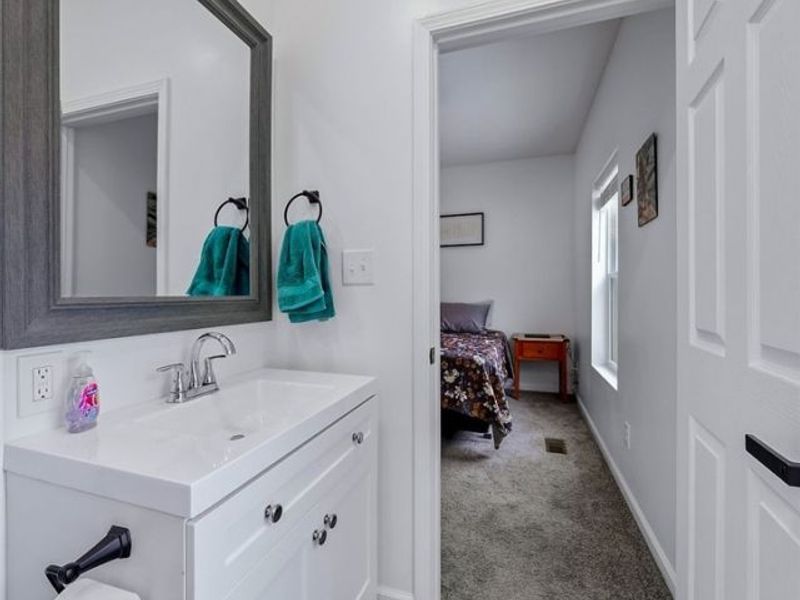 22711 Vera Street, Warrensville Heights, OH 44128 Photo 22