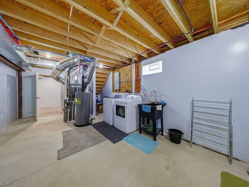 22711 Vera Street, Warrensville Heights, OH 44128 Photo 39