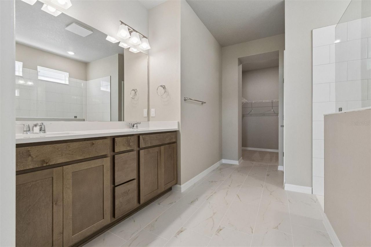 618 Kingswood Court, Bradenton, FL 34212 Photo