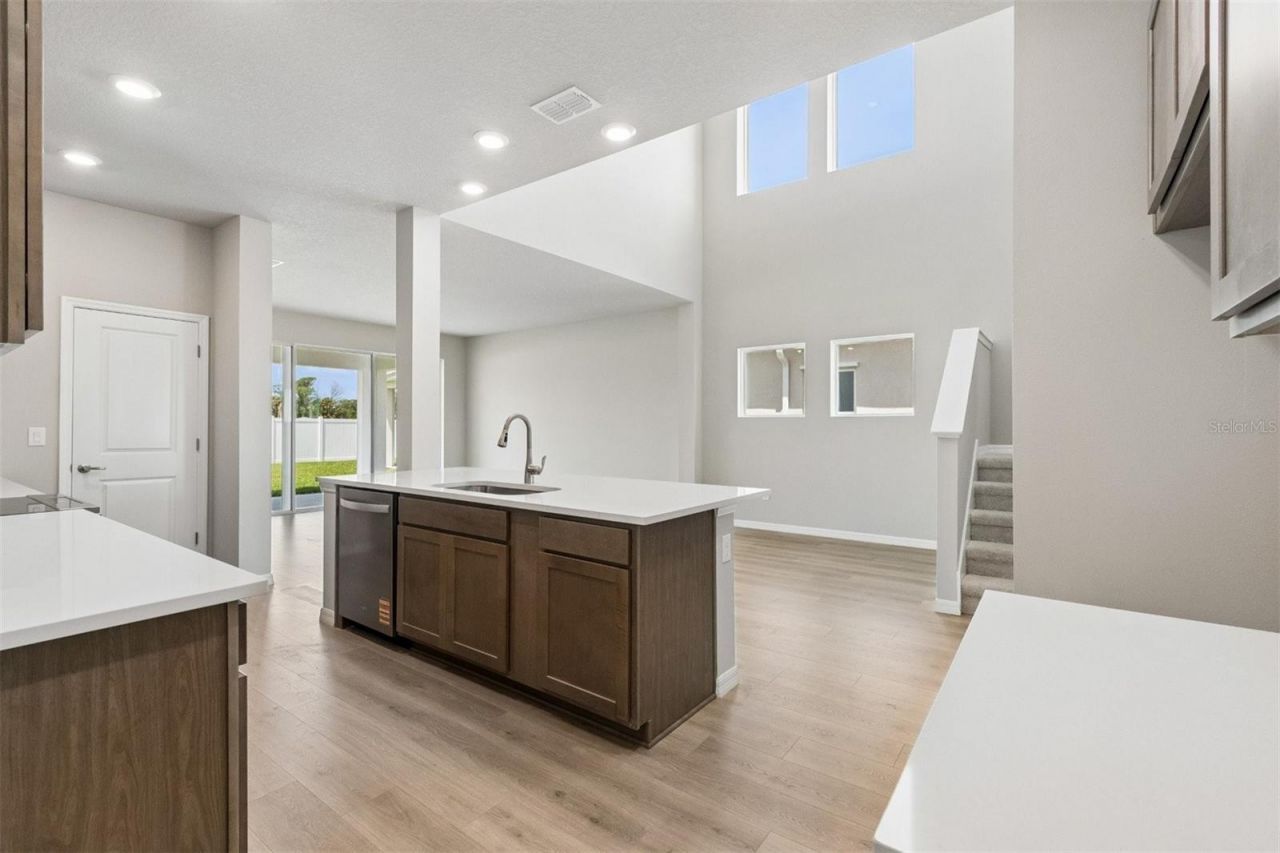 618 Kingswood Court, Bradenton, FL 34212 Photo