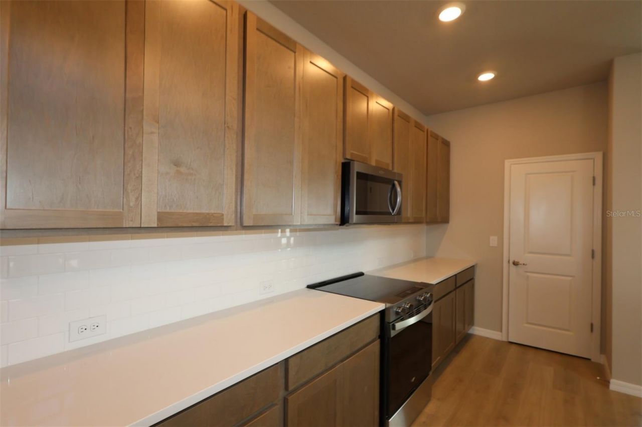 618 Kingswood Court, Bradenton, FL 34212 Photo