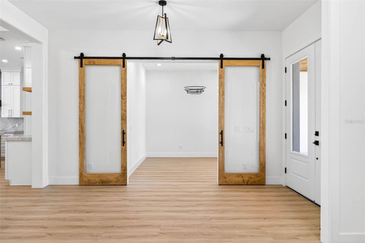 14823 Crimson Oaks Trail, Dade City, FL 33525 Photo