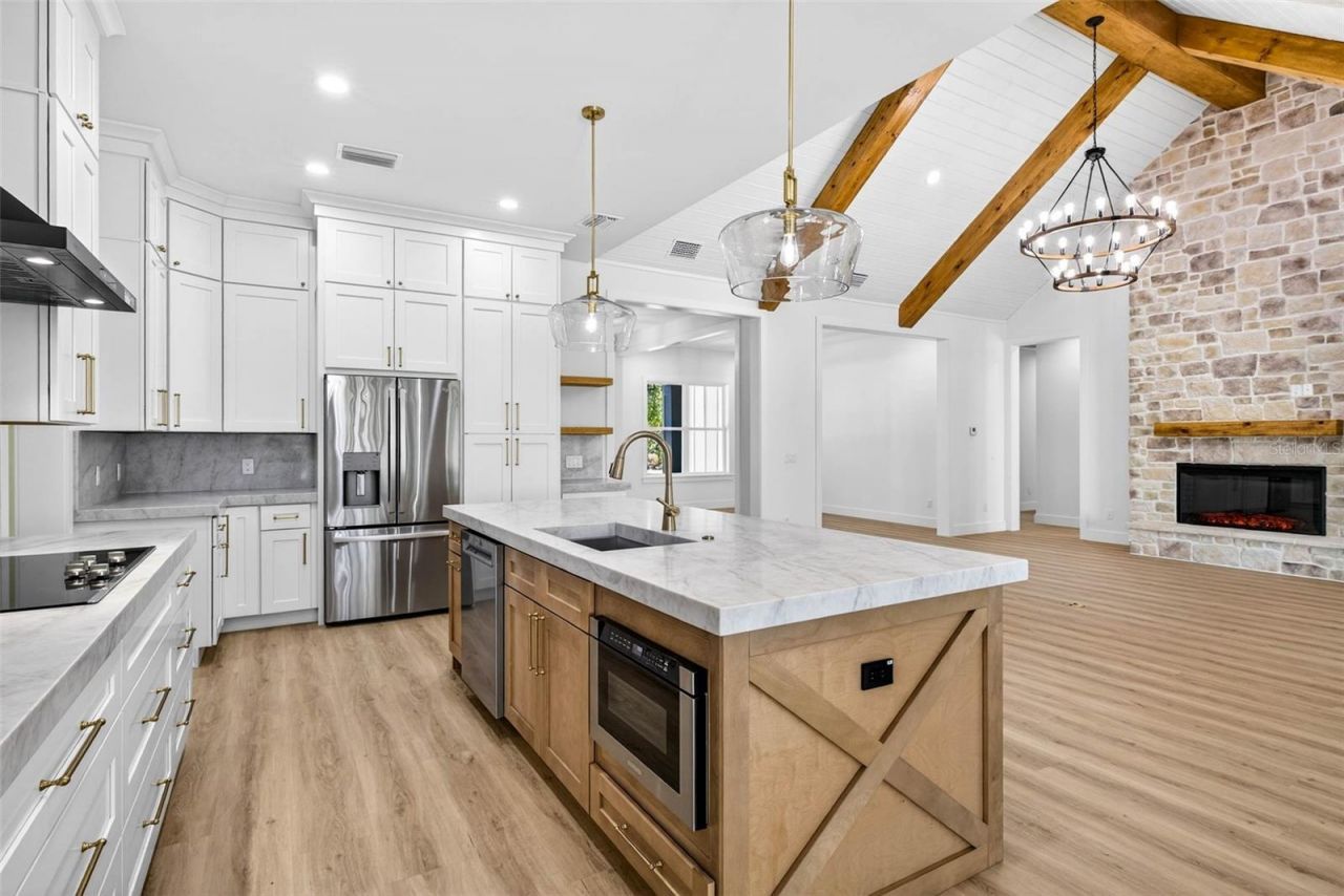 14823 Crimson Oaks Trail, Dade City, FL 33525 Photo