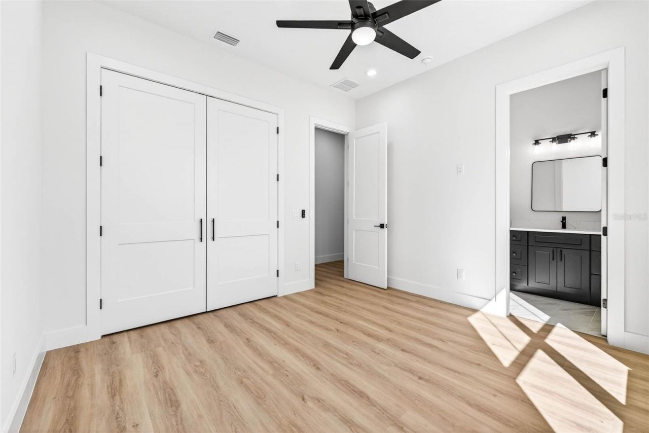 14823 Crimson Oaks Trail, Dade City, FL 33525 Photo