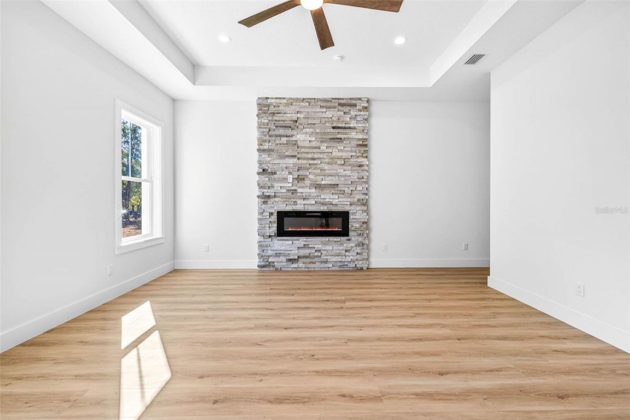 14823 Crimson Oaks Trail, Dade City, FL 33525 Photo