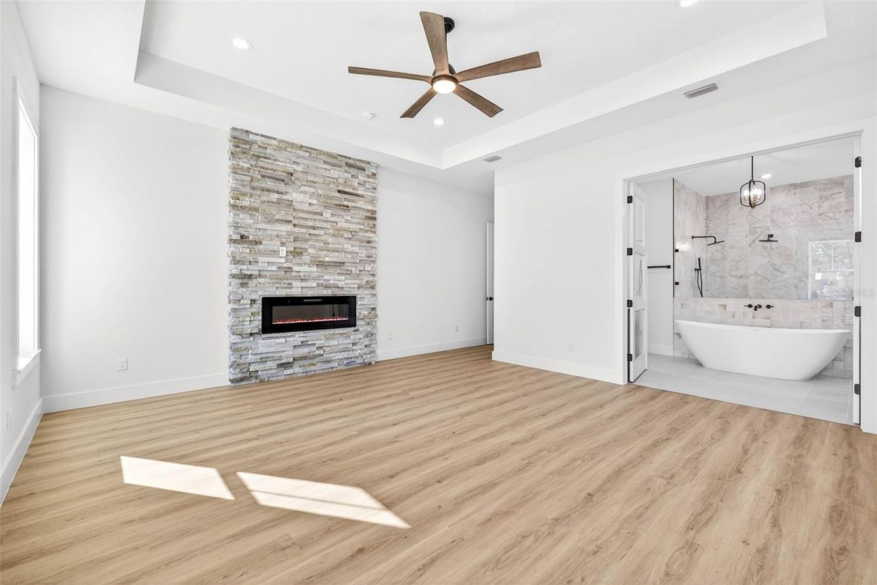 14823 Crimson Oaks Trail, Dade City, FL 33525 Photo