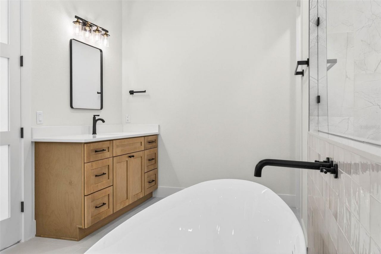 14823 Crimson Oaks Trail, Dade City, FL 33525 Photo