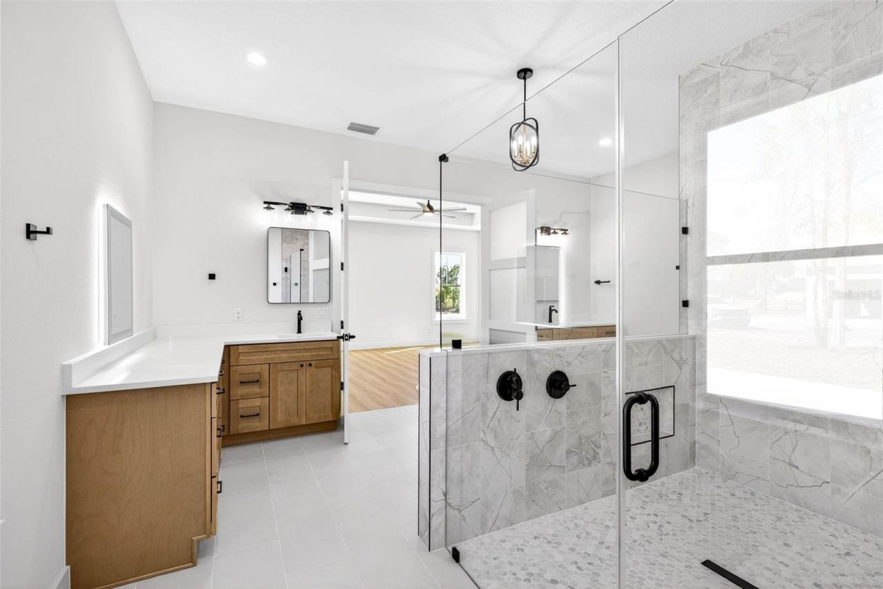 14823 Crimson Oaks Trail, Dade City, FL 33525 Photo