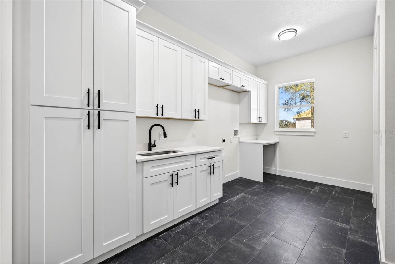 14823 Crimson Oaks Trail, Dade City, FL 33525 Photo