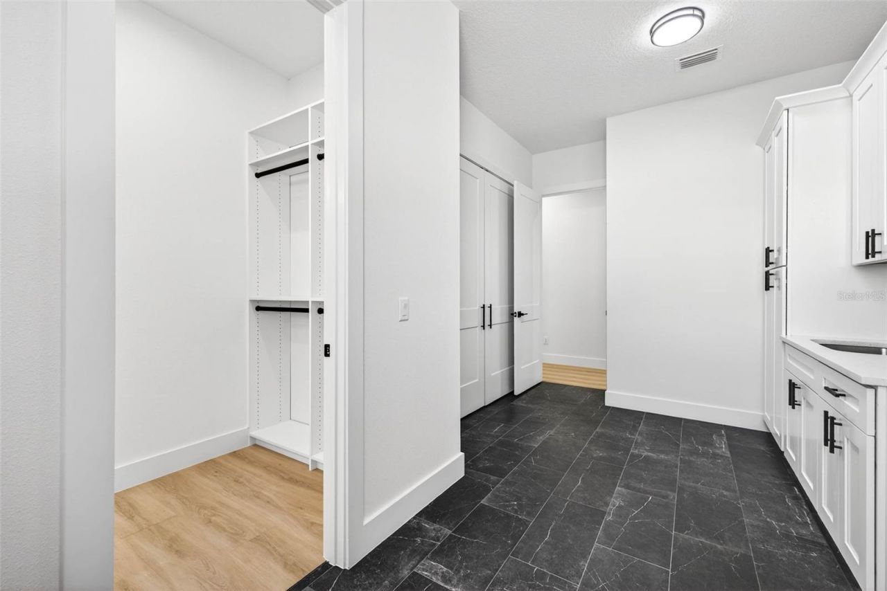 14823 Crimson Oaks Trail, Dade City, FL 33525 Photo