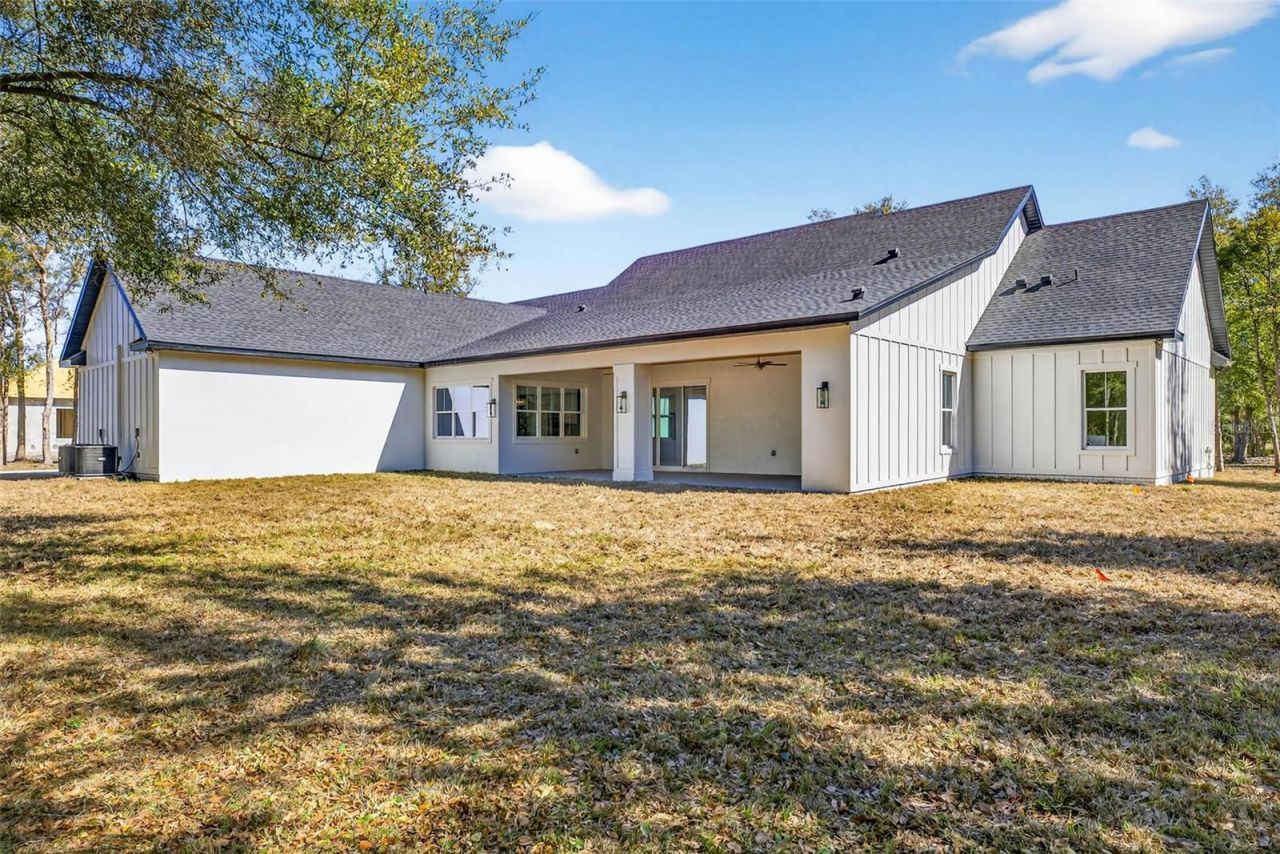 14823 Crimson Oaks Trail, Dade City, FL 33525 Photo