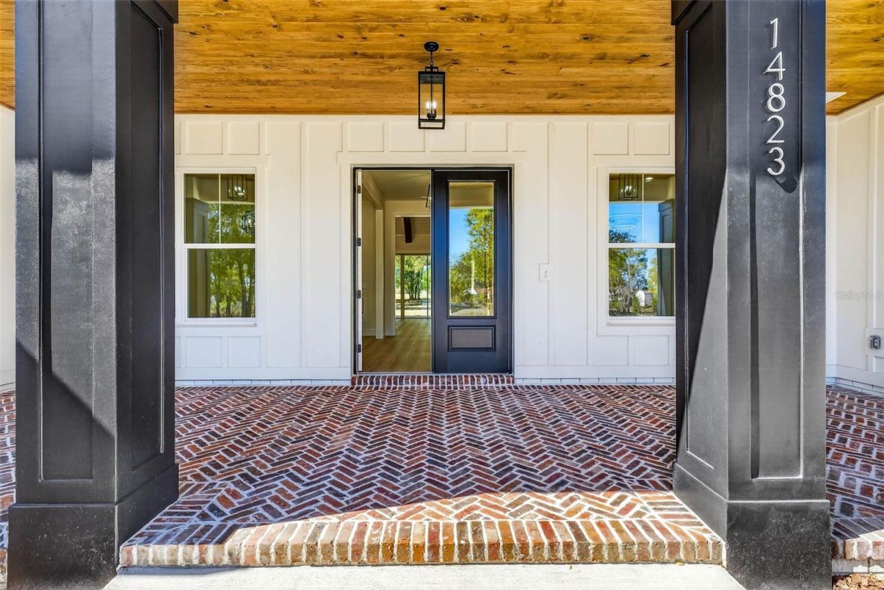 14823 Crimson Oaks Trail, Dade City, FL 33525 Photo