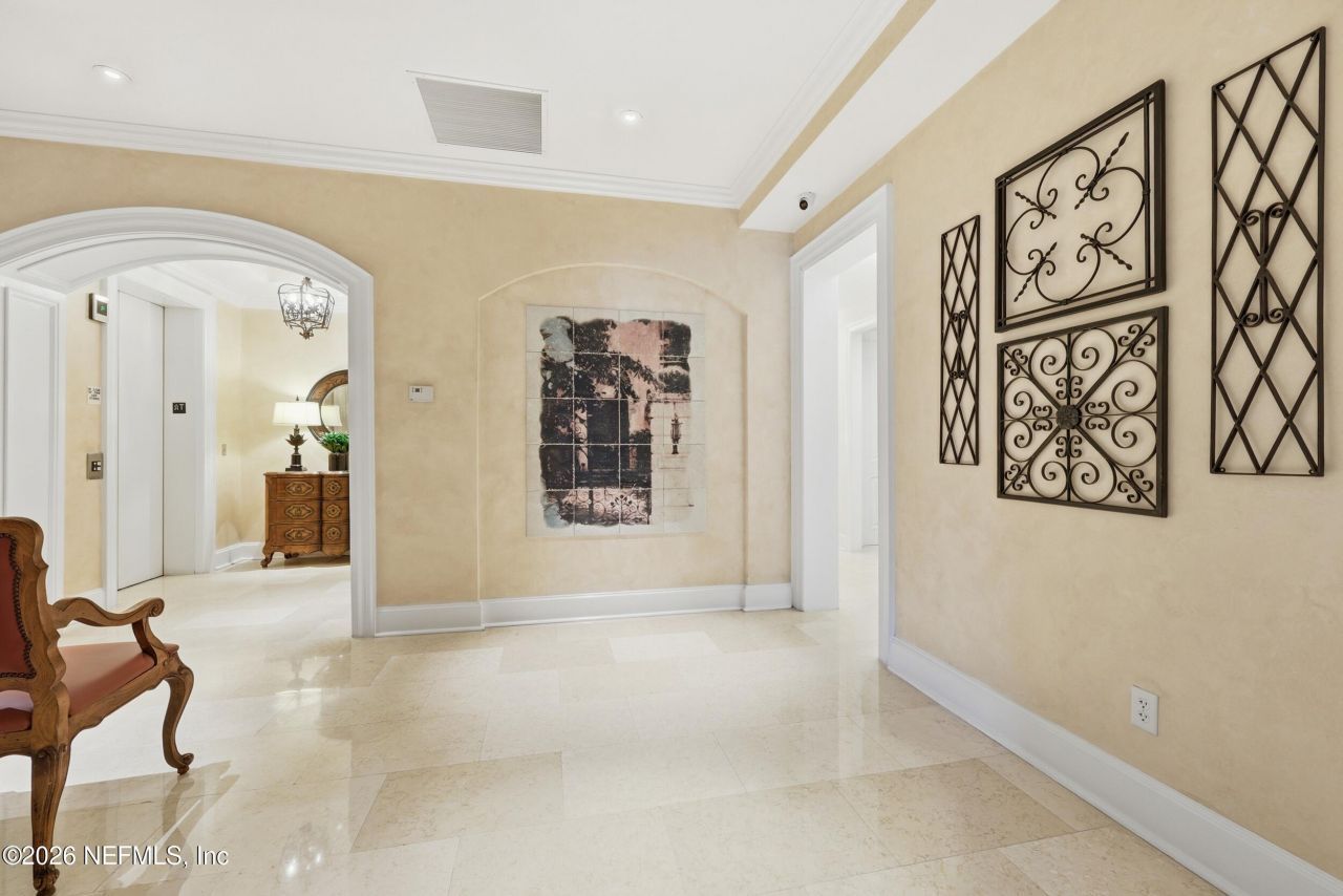 2358 Riverside Avenue, Unit 304, Jacksonville, FL 32204 Photo