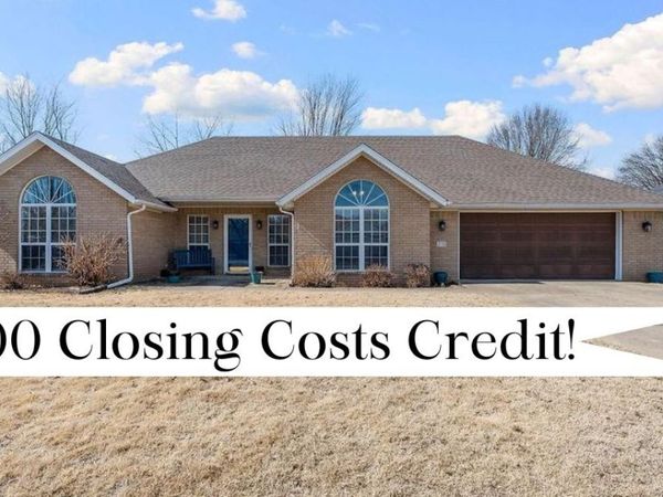 310 Center Drive, Lowell, AR 72745