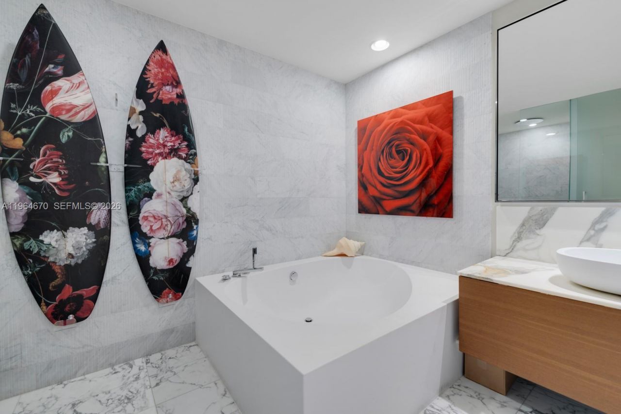 10201 Collins Ave, Unit 1706, Bal Harbour, FL 33154 Photo