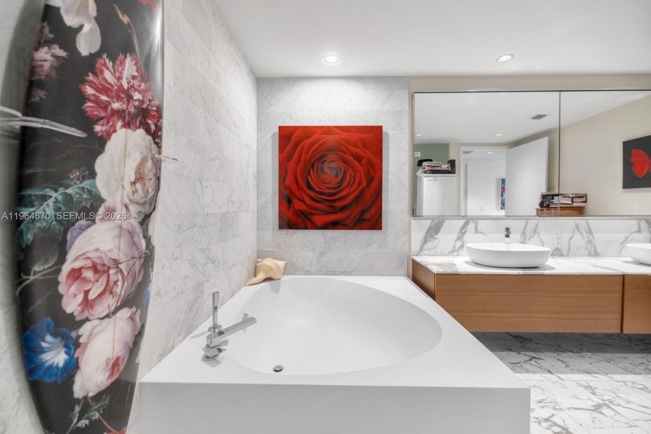 10201 Collins Ave, Unit 1706, Bal Harbour, FL 33154 Photo