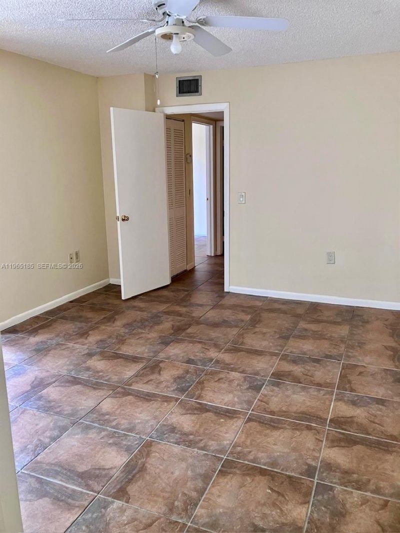 2610 26th Way , Riviera Beach, FL 33407 Photo