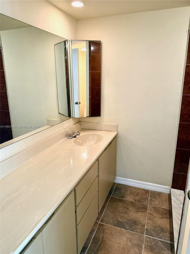 2610 26th Way , Riviera Beach, FL 33407 Photo