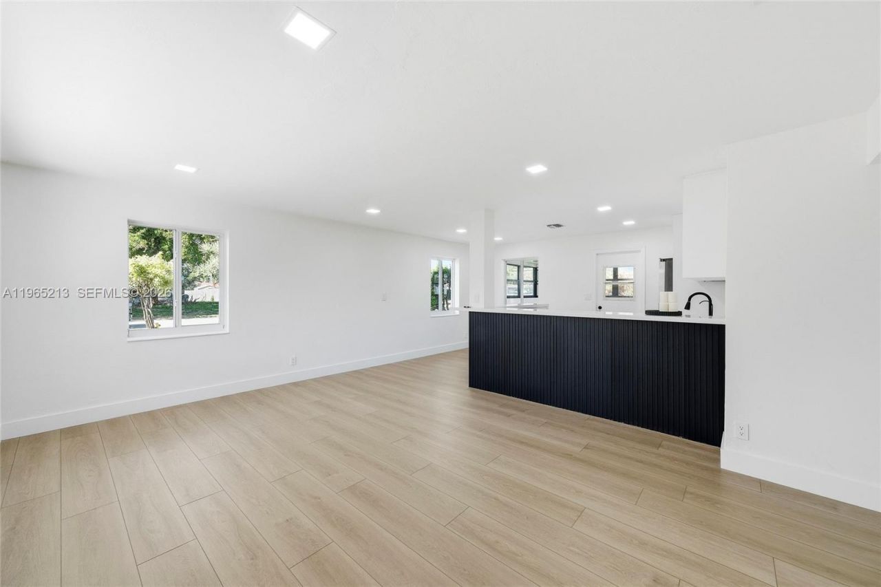 921 N 32nd Ave, Hollywood, FL 33021 Photo