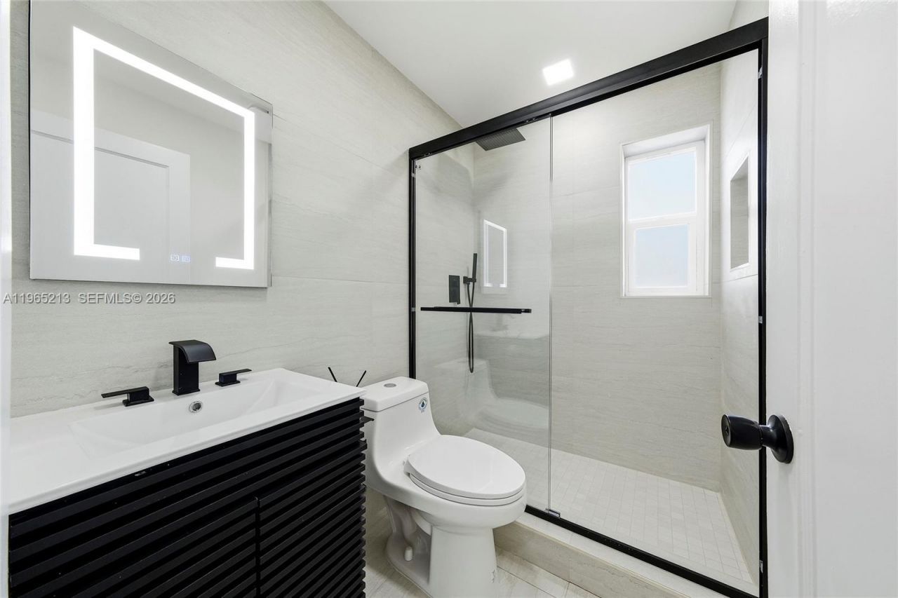 921 N 32nd Ave, Hollywood, FL 33021 Photo