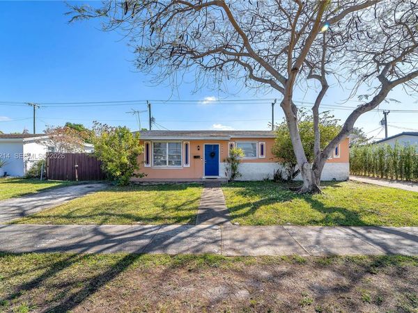 3235 SW 93rd Ct, Miami, FL 33165