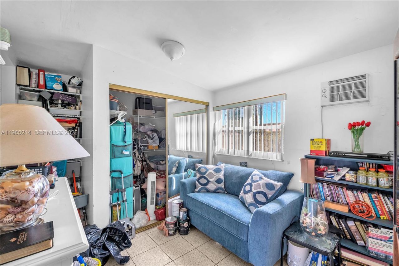 3235 SW 93rd Ct, Miami, FL 33165 Photo