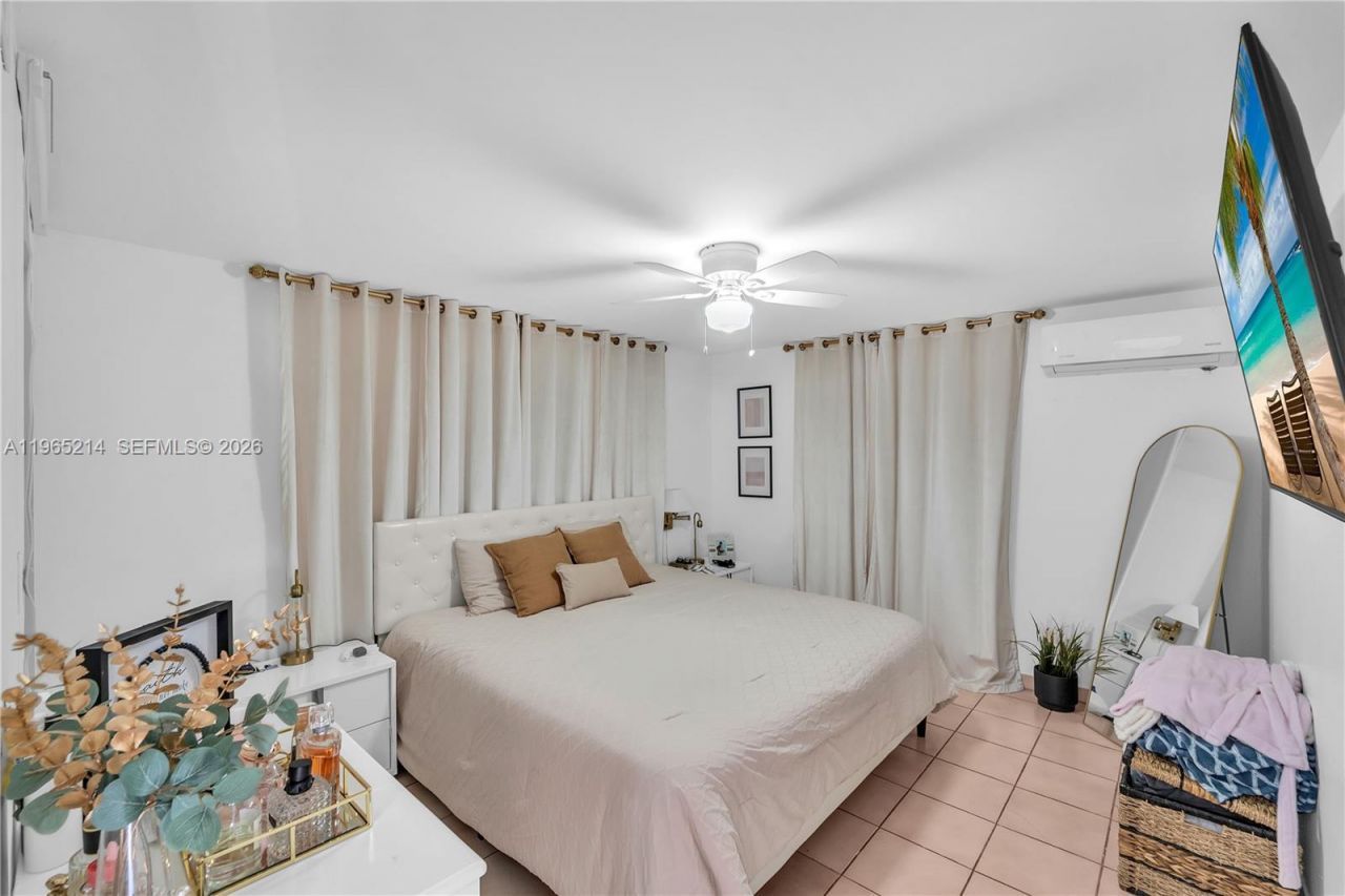 3235 SW 93rd Ct, Miami, FL 33165 Photo