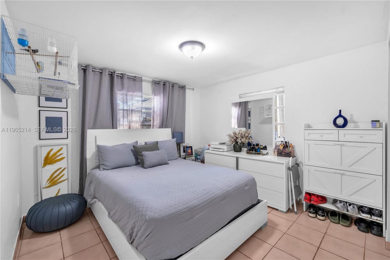 3235 SW 93rd Ct, Miami, FL 33165 Photo