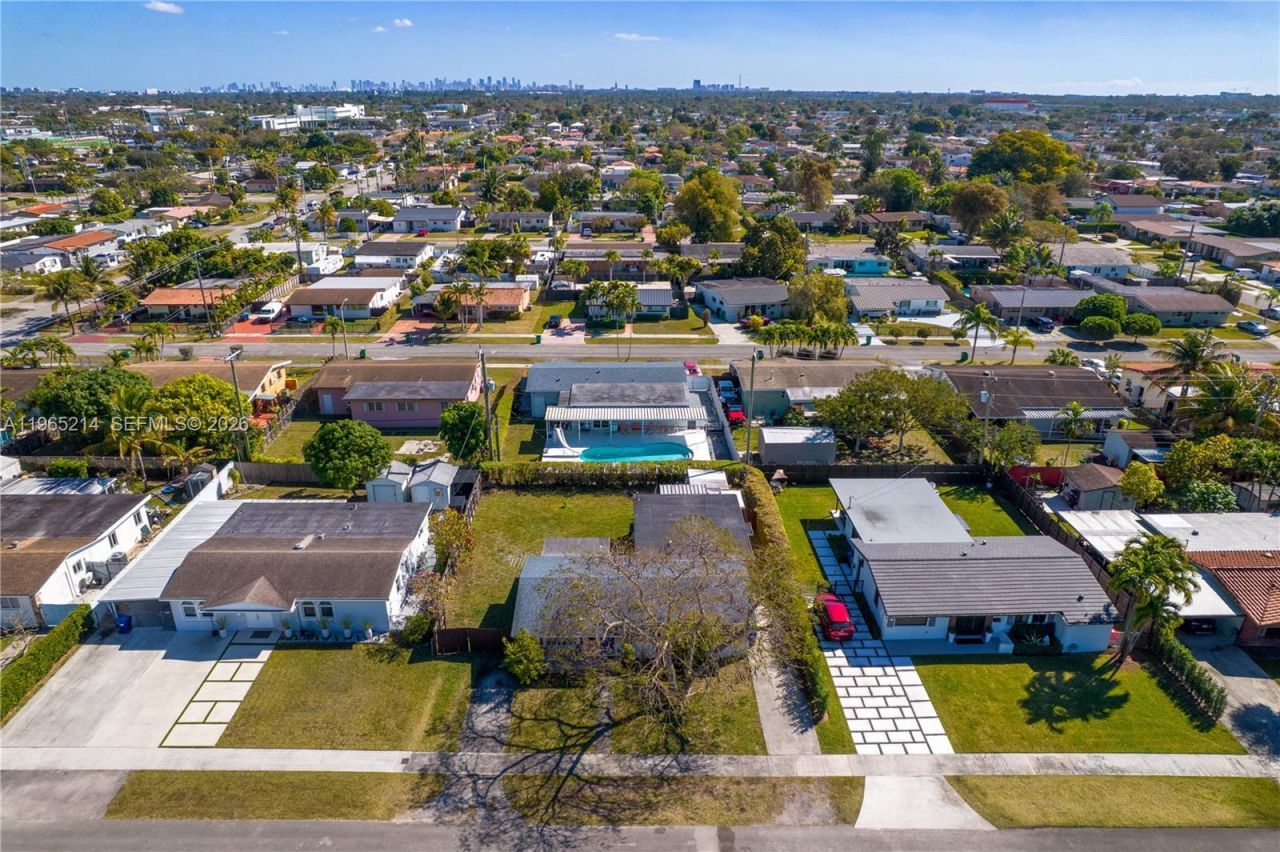 3235 SW 93rd Ct, Miami, FL 33165 Photo