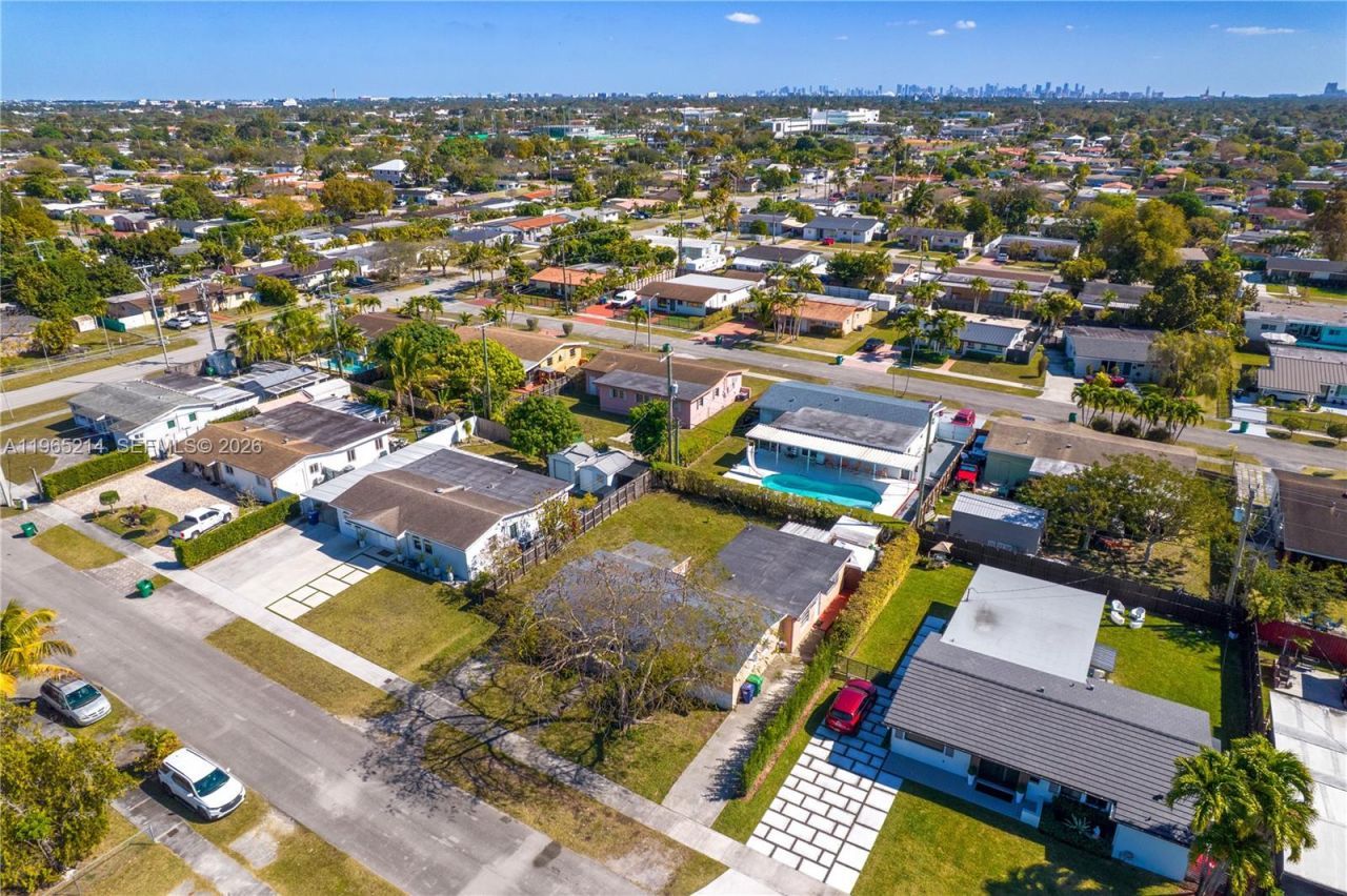 3235 SW 93rd Ct, Miami, FL 33165 Photo