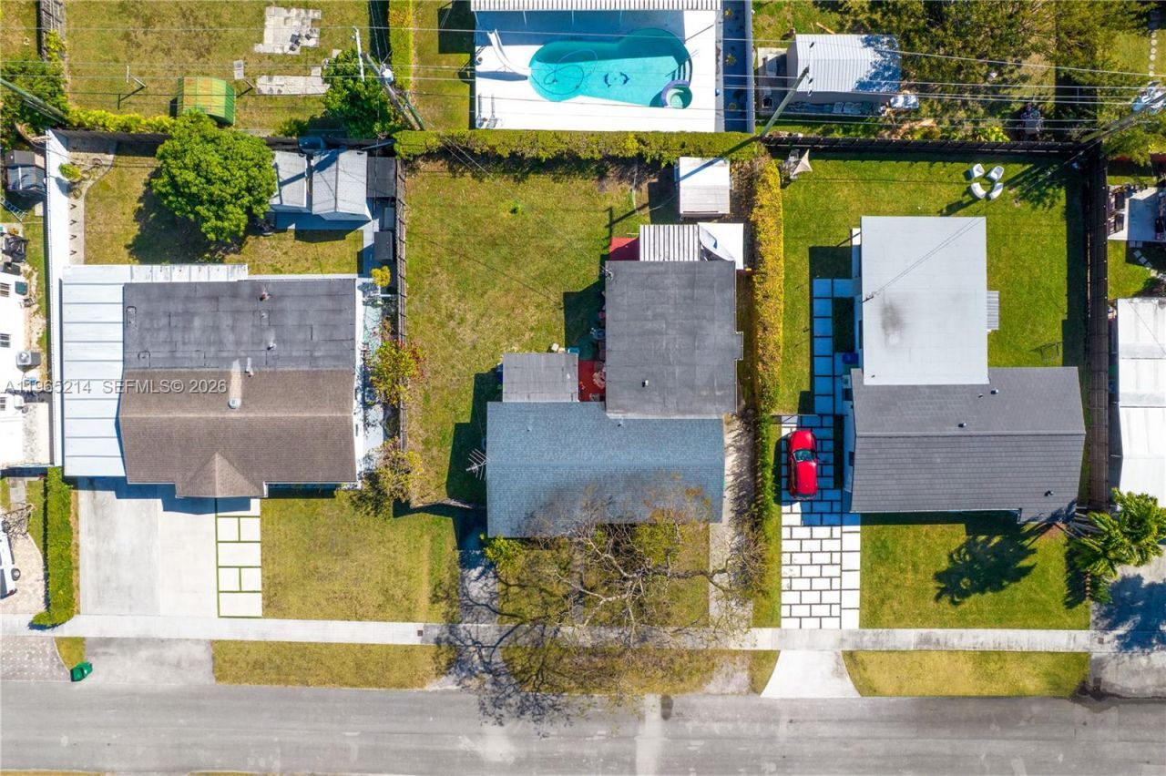 3235 SW 93rd Ct, Miami, FL 33165 Photo