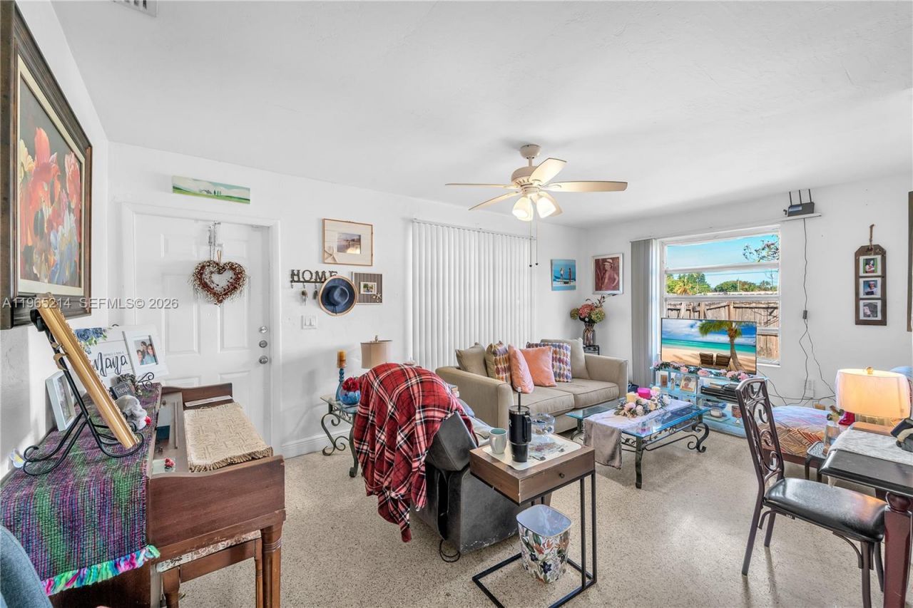 3235 SW 93rd Ct, Miami, FL 33165 Photo