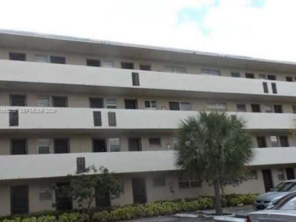 1690 NE 191st St , Unit 315-1, Miami, FL 33179