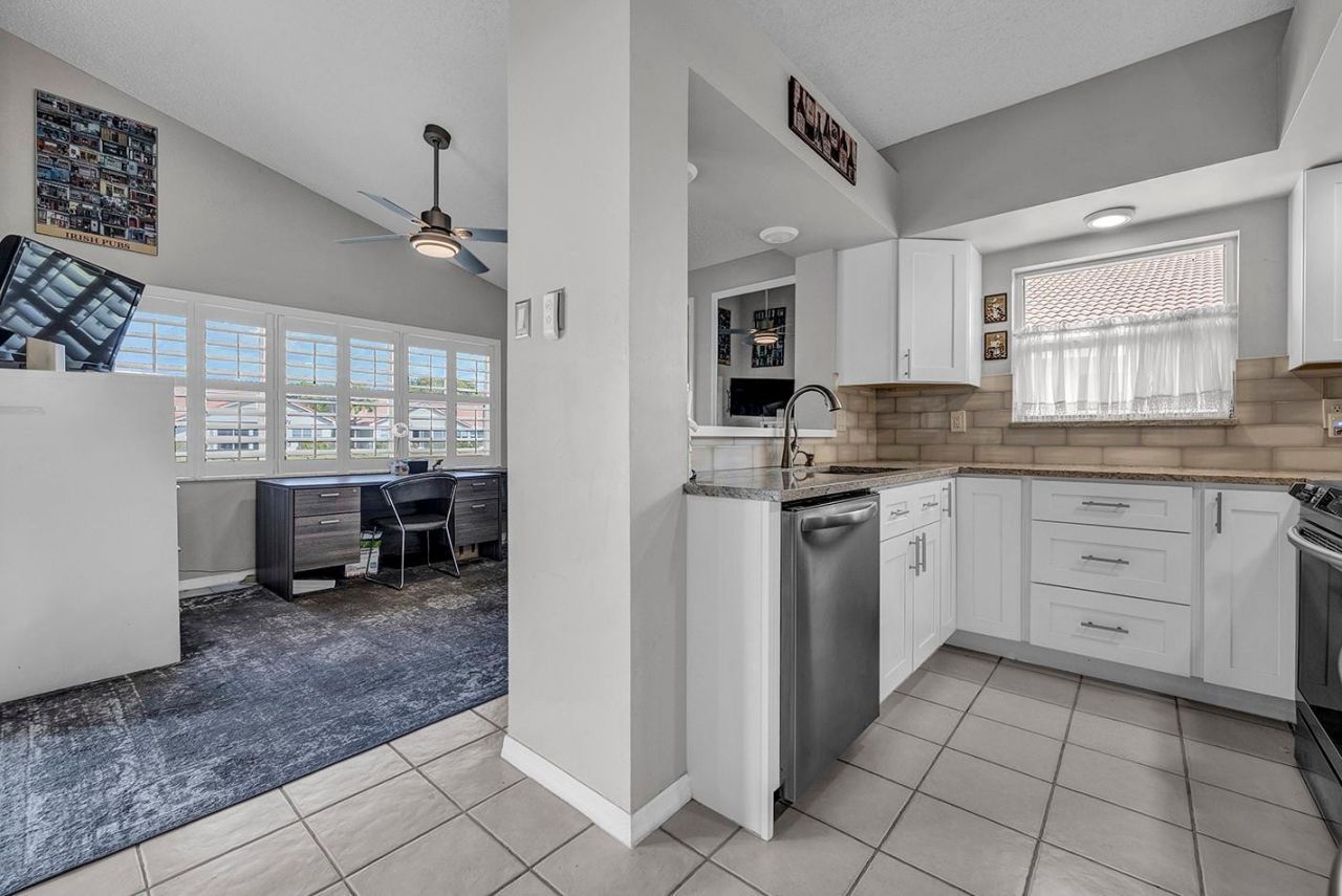 11001 Lakemore Lane, Unit C, Boca Raton, FL 33498 Photo