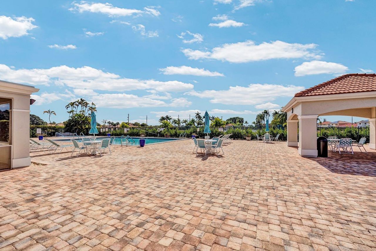 11001 Lakemore Lane, Unit C, Boca Raton, FL 33498 Photo