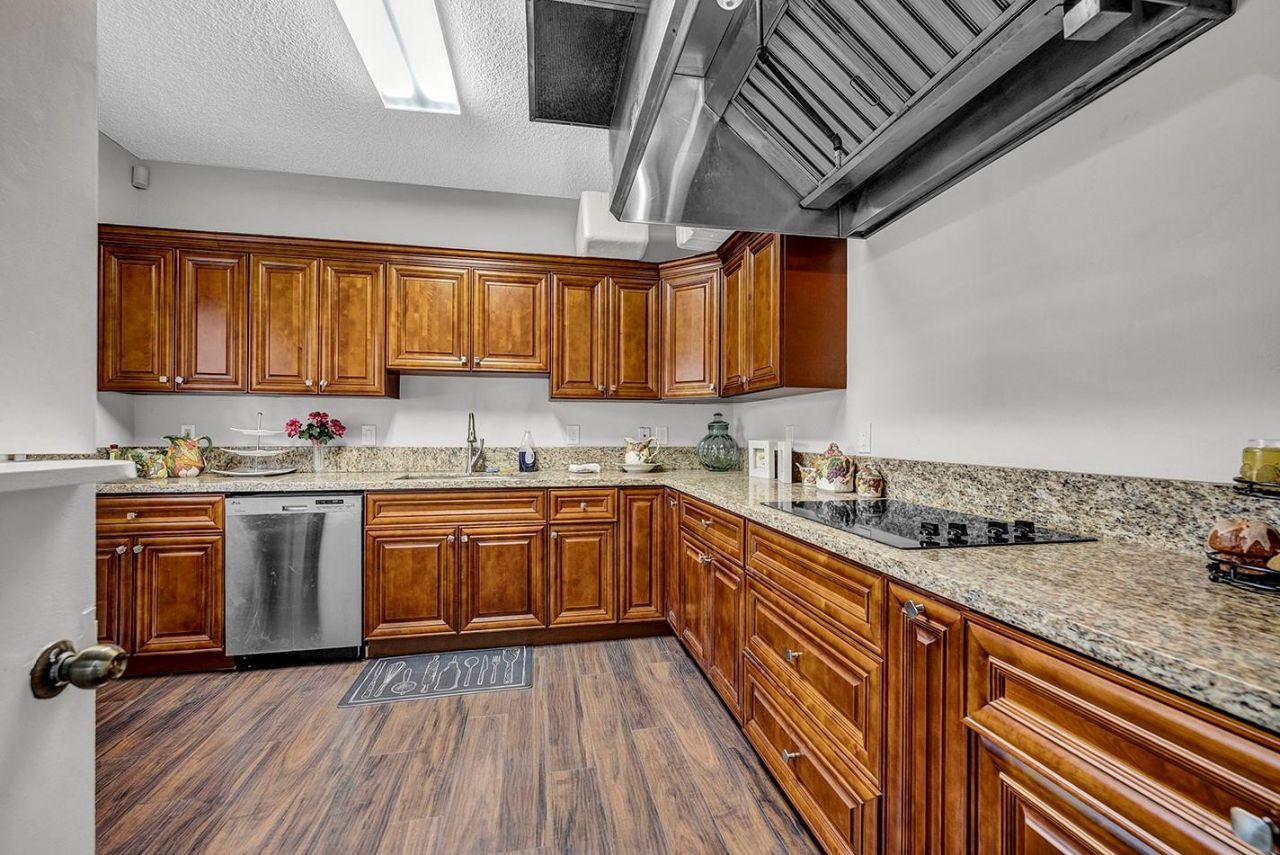 11001 Lakemore Lane, Unit C, Boca Raton, FL 33498 Photo