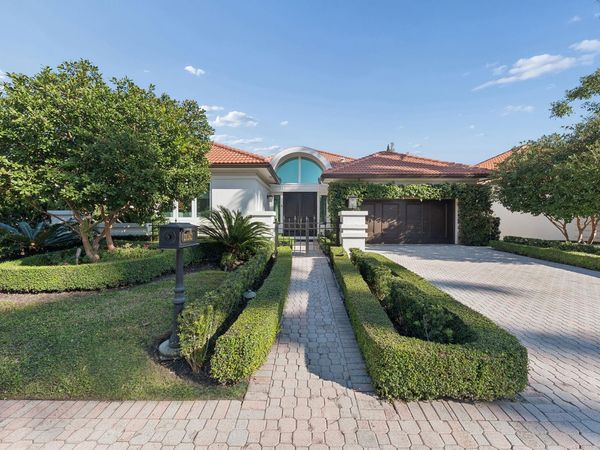 21262 Harrow Court, Boca Raton, FL 33433