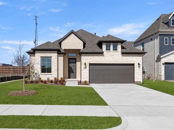 8505 Watersway Drive, Rowlett, TX 75088