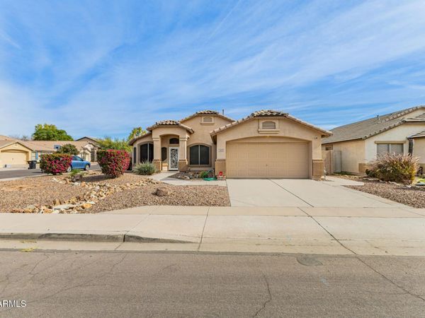 3529 S TAMBOR, Mesa, AZ 85212
