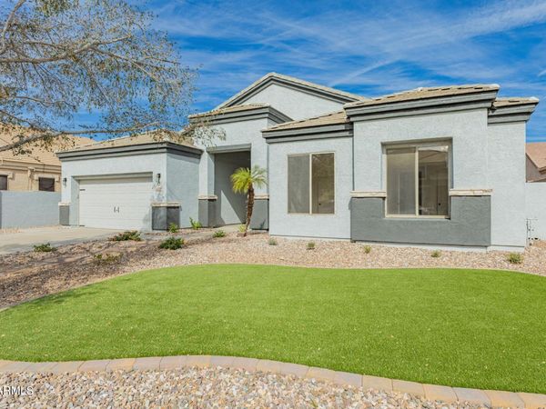 10446 E IRWIN Circle, Mesa, AZ 85209