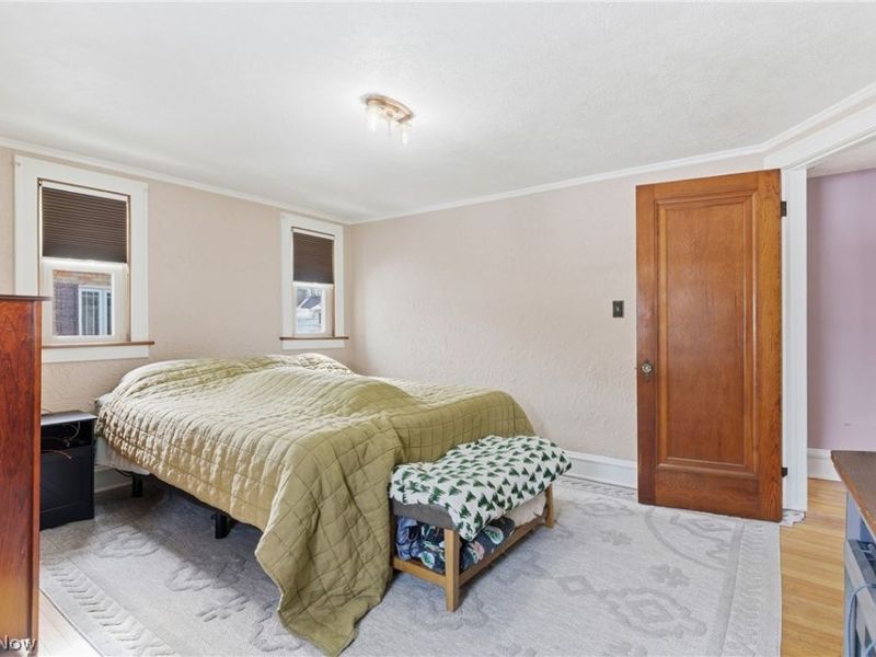 211 W Bridge Street, Berea, OH 44017 Photo 11