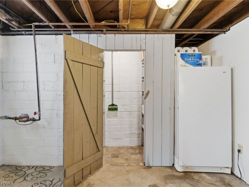 211 W Bridge Street, Berea, OH 44017 Photo 17