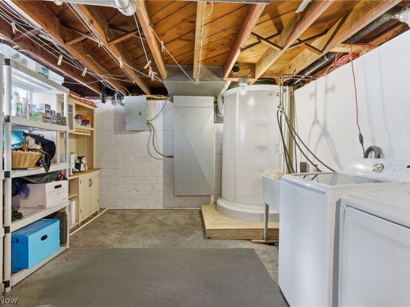 211 W Bridge Street, Berea, OH 44017 Photo 20