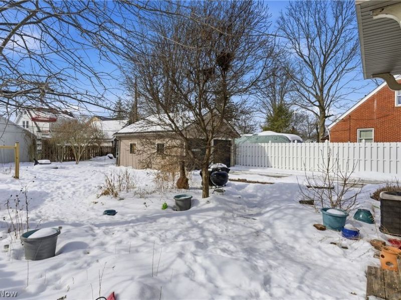 211 W Bridge Street, Berea, OH 44017 Photo 24