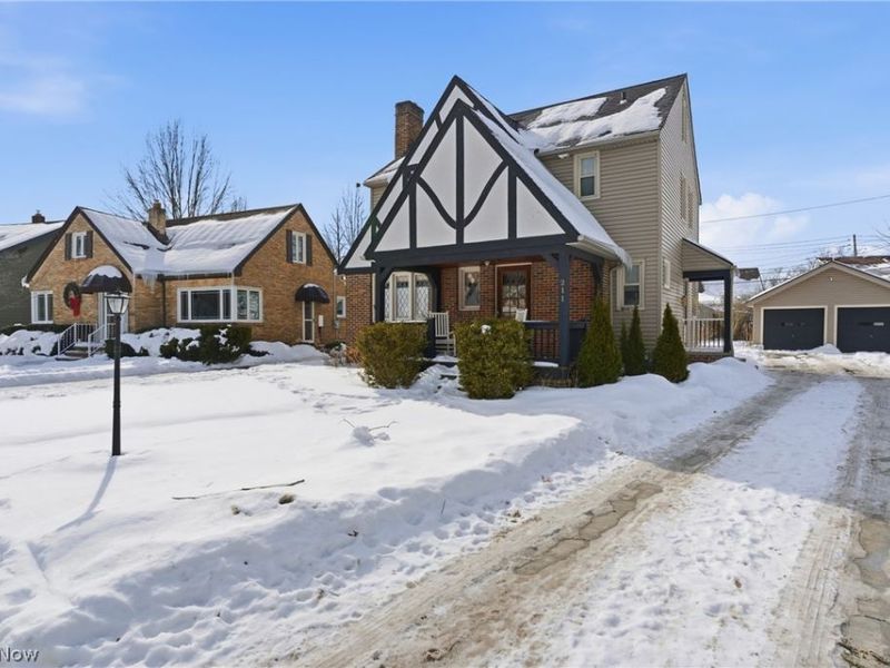 211 W Bridge Street, Berea, OH 44017 Photo 3